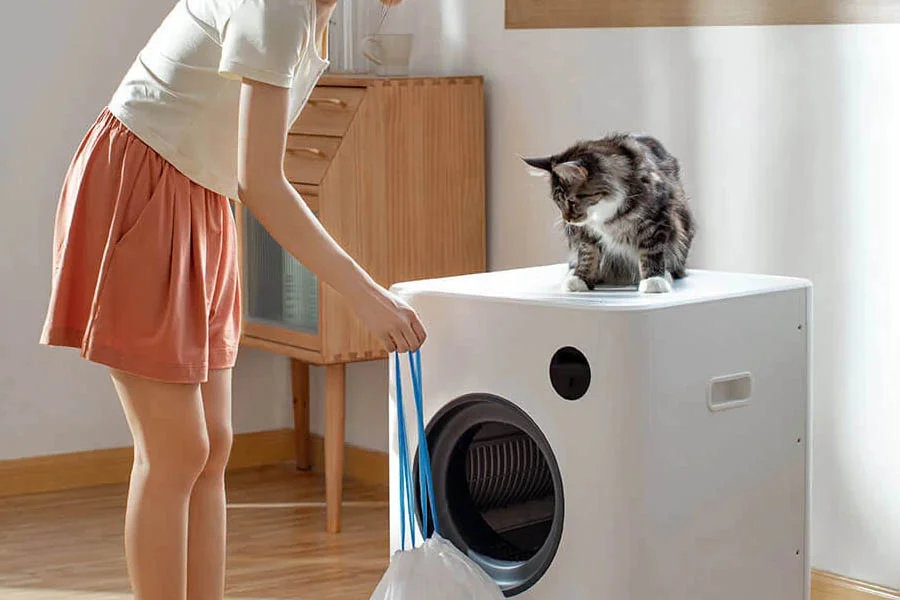 automatic litter box for multiple cats